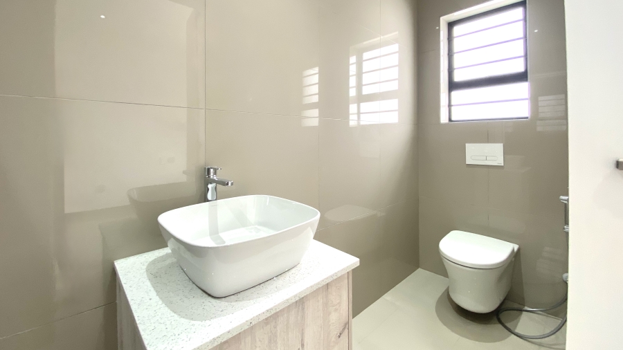 4 Bedroom Property for Sale in Britannia Bay Western Cape